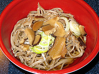 あったか~いお蕎麦のふるまい